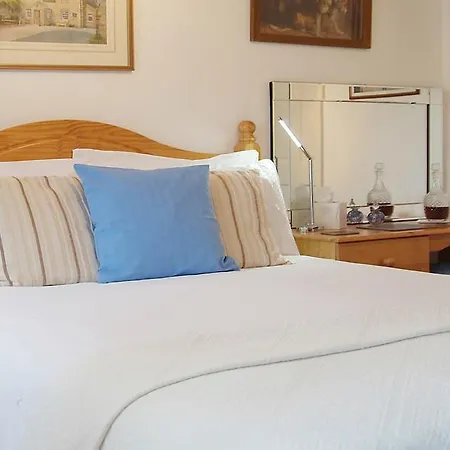 Bed & Breakfast The George